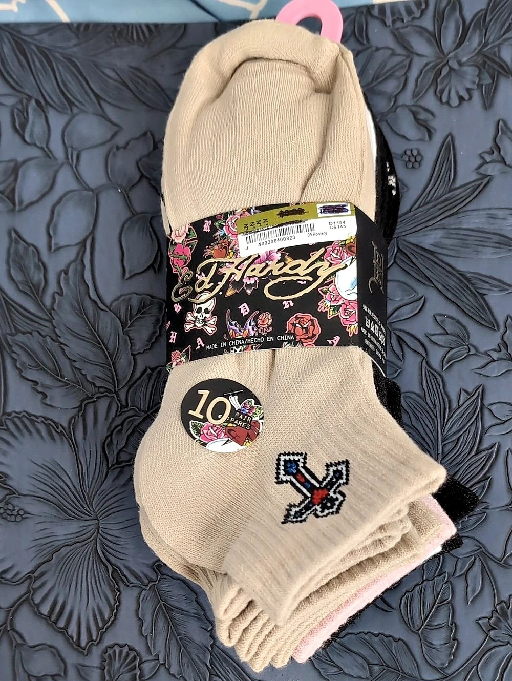 Ed Hardy 10 Pair Quarter Socks Floral Black & Beige NWT